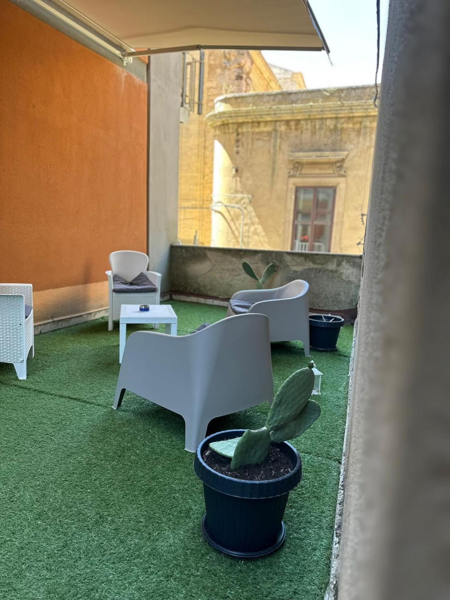 Doctor House Standard, Suites & Luxury Rooms Enna Eksteriør bilde